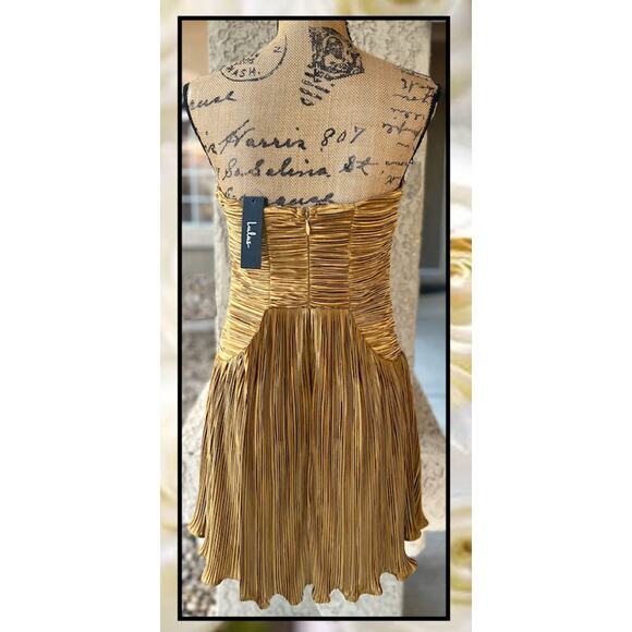 Lulus Gold Plisse Strapless Drop Waist Deeply Glamorous Mini Dress Size M NEW - Picture 4 of 8